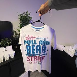 White graphic tshirt